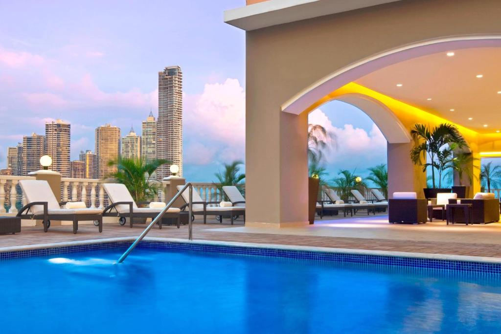 LE MERIDIEN